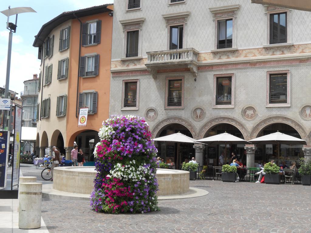 Apartment Bergamo Centro Storico Szoba fotó