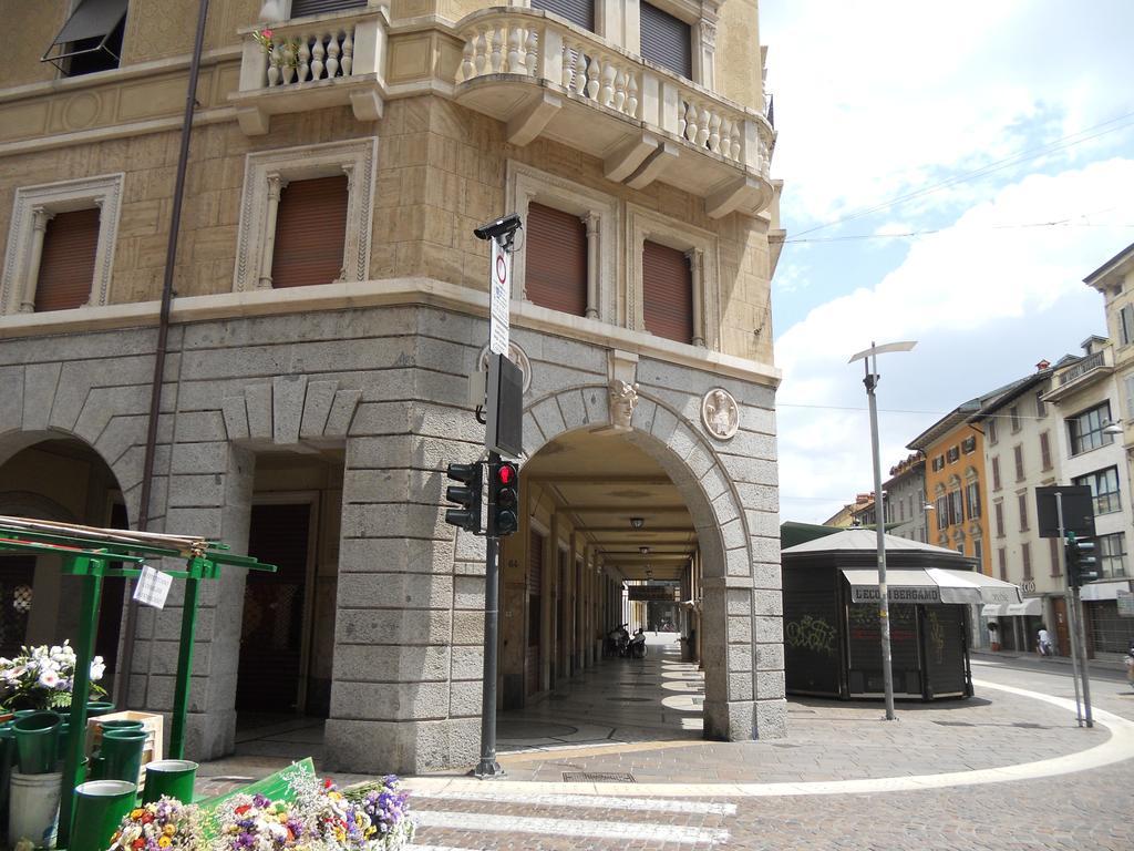 Apartment Bergamo Centro Storico Szoba fotó