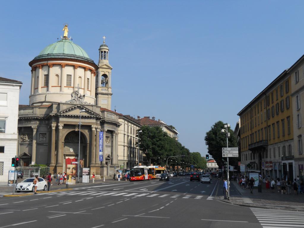 Apartment Bergamo Centro Storico Szoba fotó